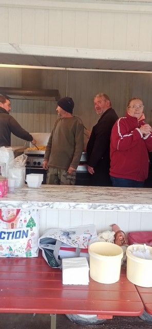 vide grenier 4 mai 2025 (9).jpg